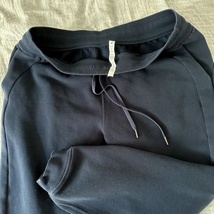 Lululemon Scuba High-Rise Jogger Sweatpants Black Size 18